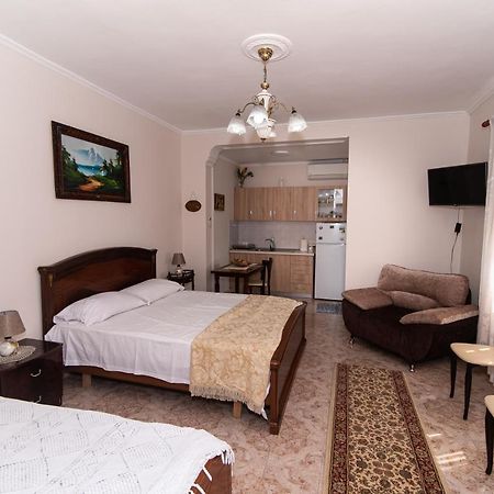 Erla'S Apartment تيرانا المظهر الخارجي الصورة